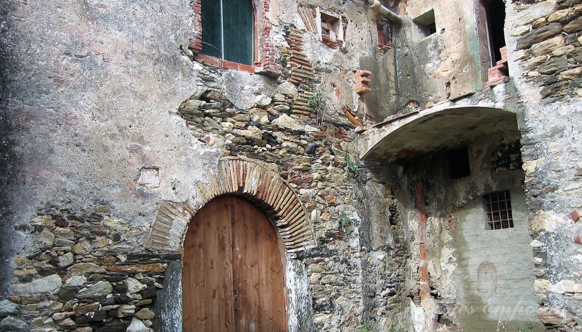 Interior del patio de la casa 