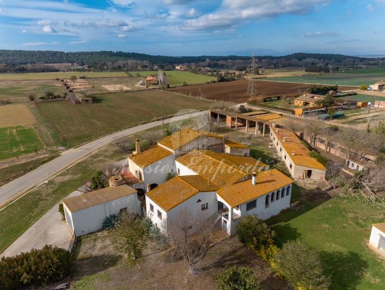 Vistas de la masía 